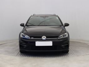 Volkswagen Golf - 2017