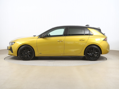 Opel Astra - 2024