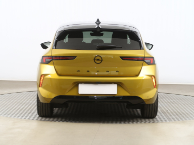 Opel Astra - 2024