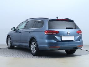 Volkswagen Passat - 2015