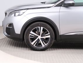 Peugeot 3008 - 2020