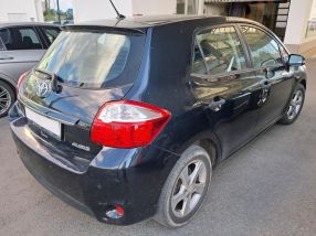 Toyota Auris - 2011