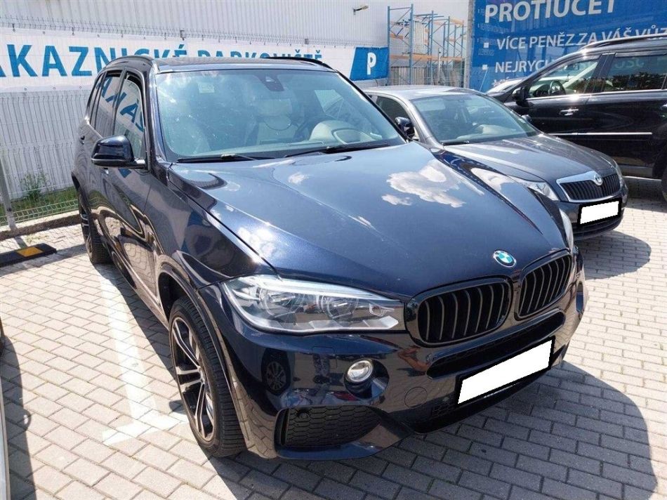 BMW X5 - 2015