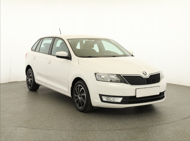 Škoda Rapid Spaceback 2016