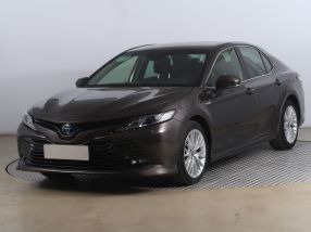Toyota Camry - 2019