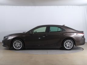 Toyota Camry - 2019