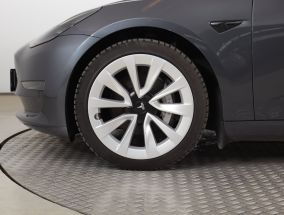 Tesla Model 3 - 2022