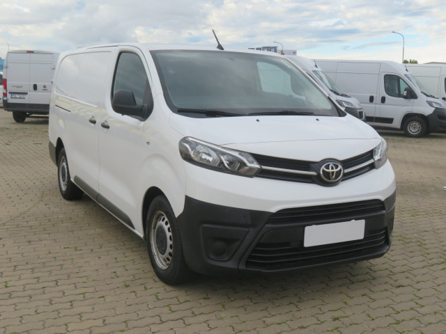 Toyota Proace 2018