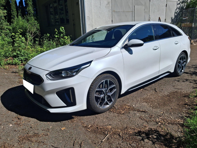 Kia ProCeed 2021