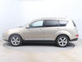 Mitsubishi Outlander - 2008