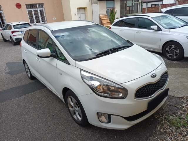 Kia Carens 2016
