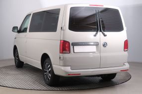 Volkswagen Transporter - 2022