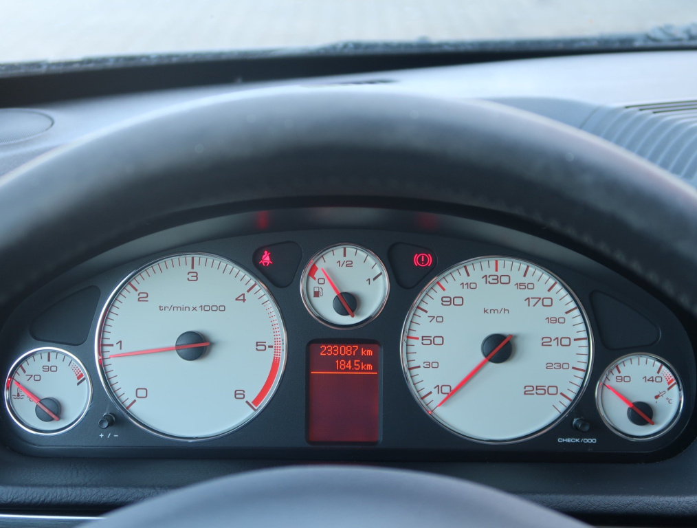 Peugeot 407