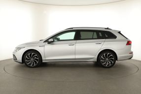 Volkswagen Golf - 2022