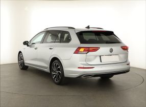 Volkswagen Golf - 2022