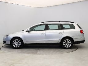 Volkswagen Passat - 2008