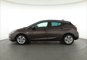 Opel Astra - 2017