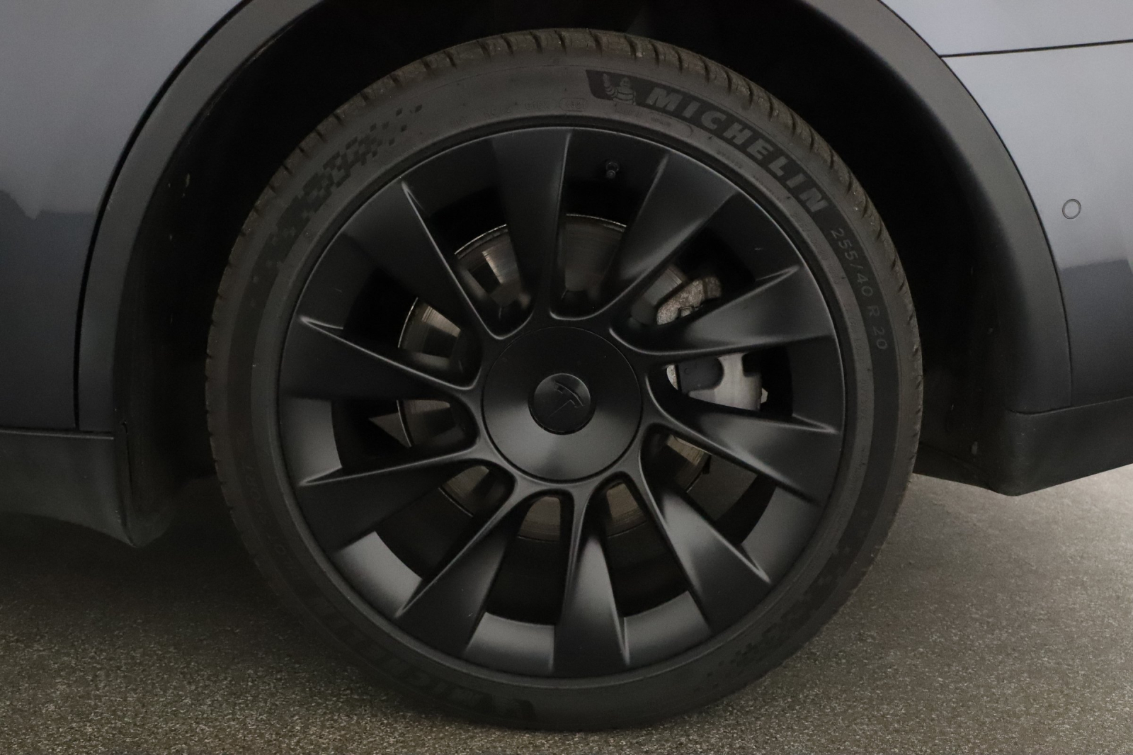 Tesla Model Y - 2021