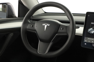 Tesla Model Y - 2021