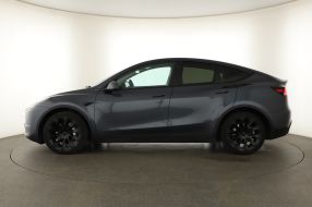 Tesla Model Y - 2021