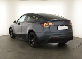Tesla Model Y - 2021