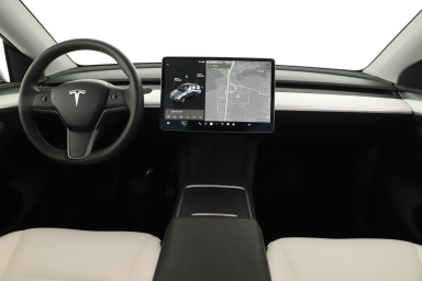 Tesla Model Y - 2021