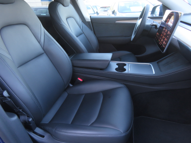 Tesla Model Y - 2021