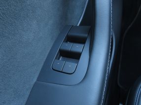 Tesla Model Y - 2021