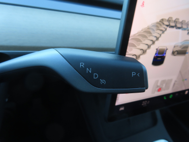 Tesla Model Y - 2021
