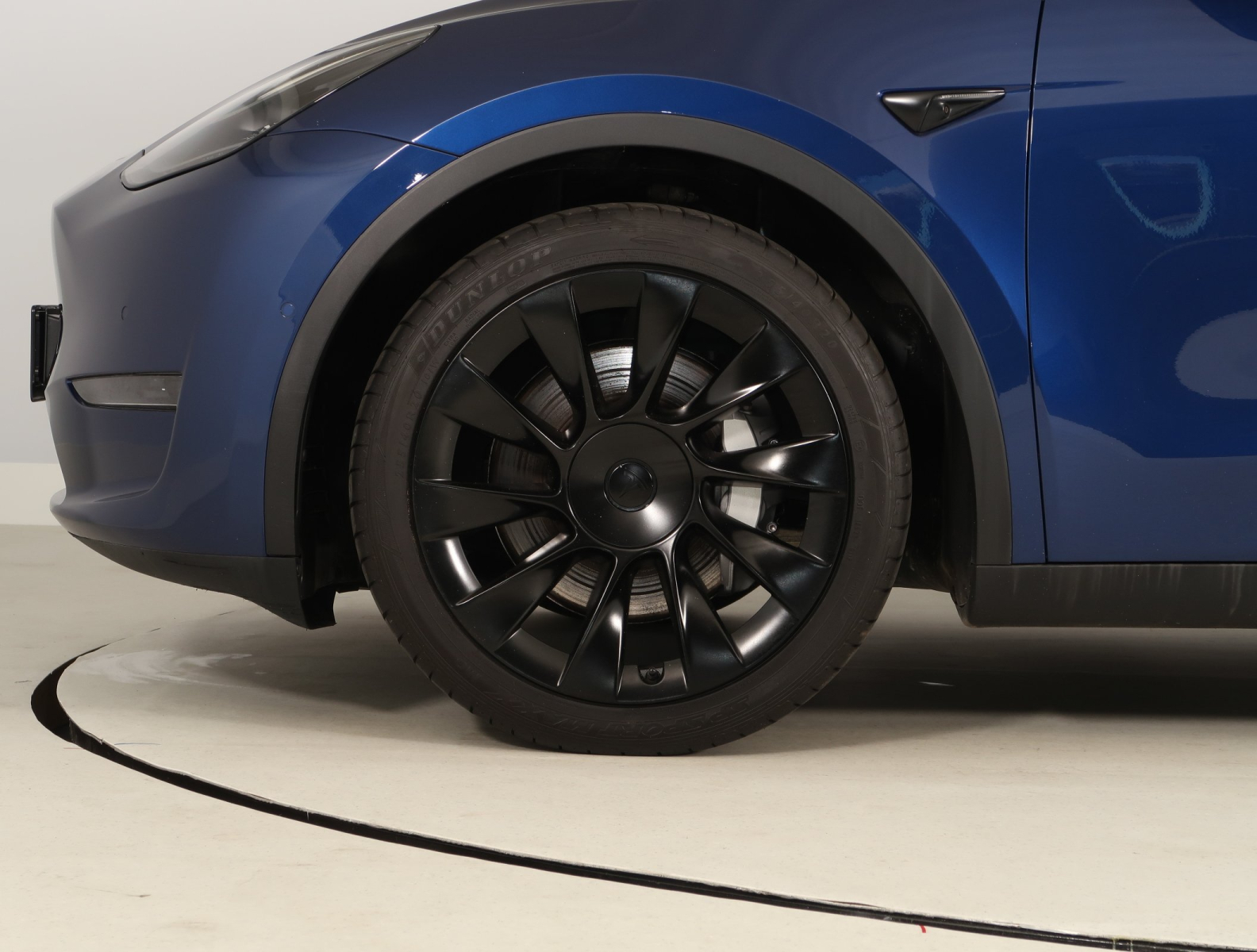 Tesla Model Y - 2021