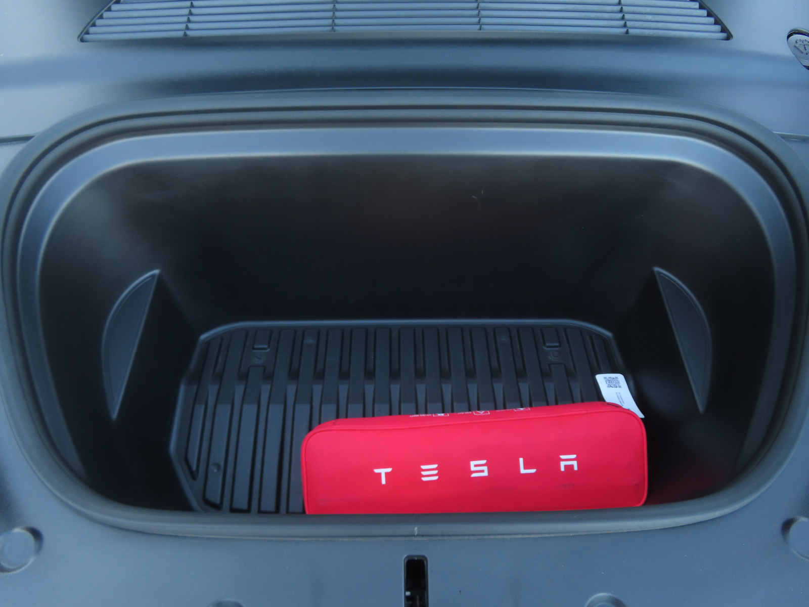 Tesla Model Y - 2021