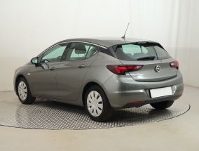 Opel Astra - 2021