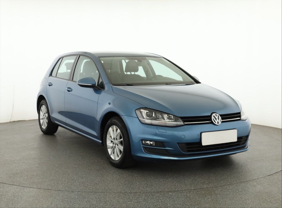 Volkswagen Golf - 2014