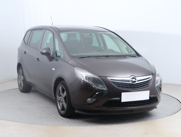 Opel Zafira 2016