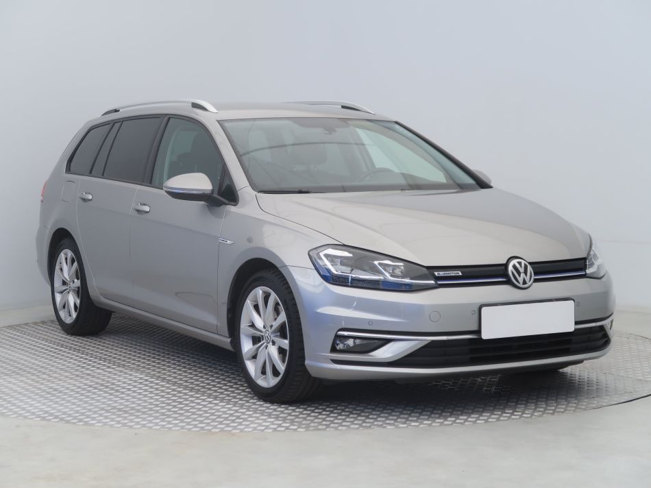 Volkswagen Golf - 2019