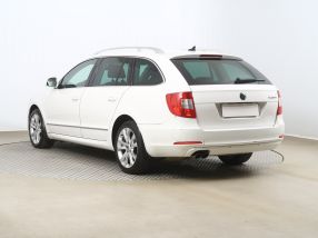 Skoda Superb - 2010