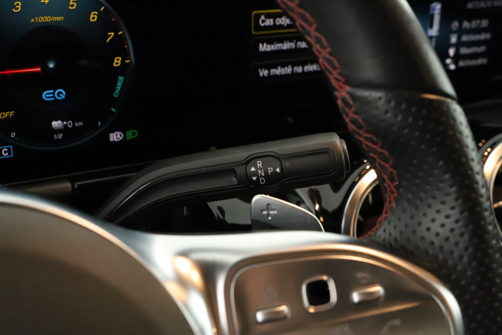 Mercedes-Benz GLA - 2021