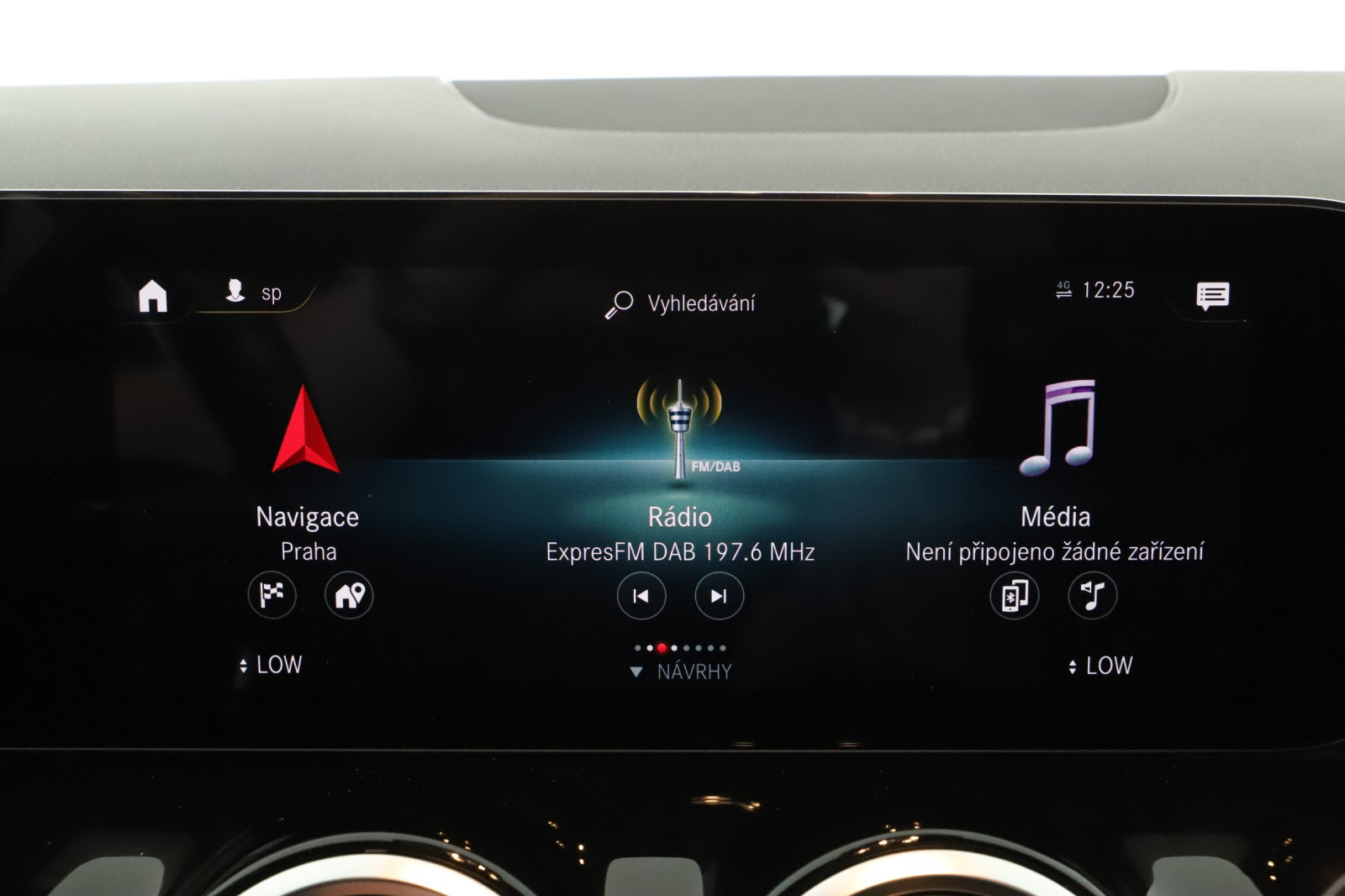 Mercedes-Benz GLA - 2021