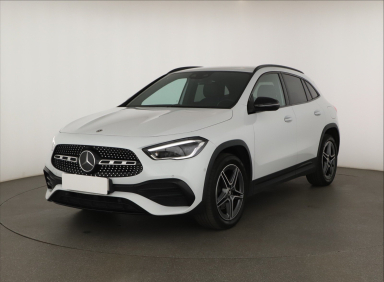 Mercedes-Benz GLA - 2021