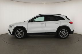 Mercedes-Benz GLA - 2021