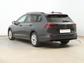 Volkswagen Golf - 2022