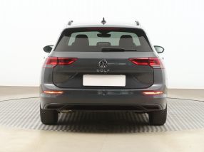 Volkswagen Golf - 2022