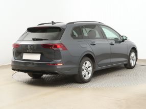 Volkswagen Golf - 2022