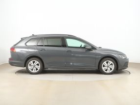 Volkswagen Golf - 2022
