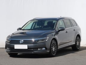 Volkswagen Passat - 2015