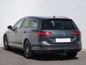 Volkswagen Passat - 2015