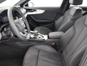 Audi A4 - 2023