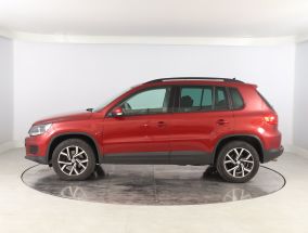 Volkswagen Tiguan - 2012