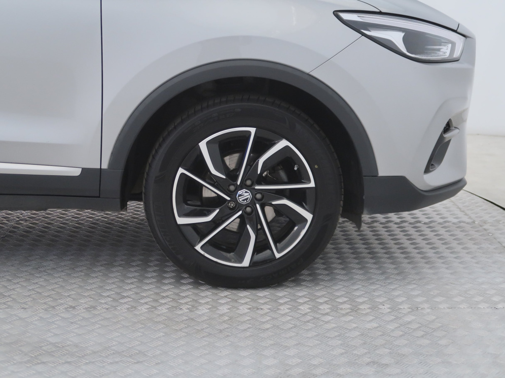 MG ZS SUV