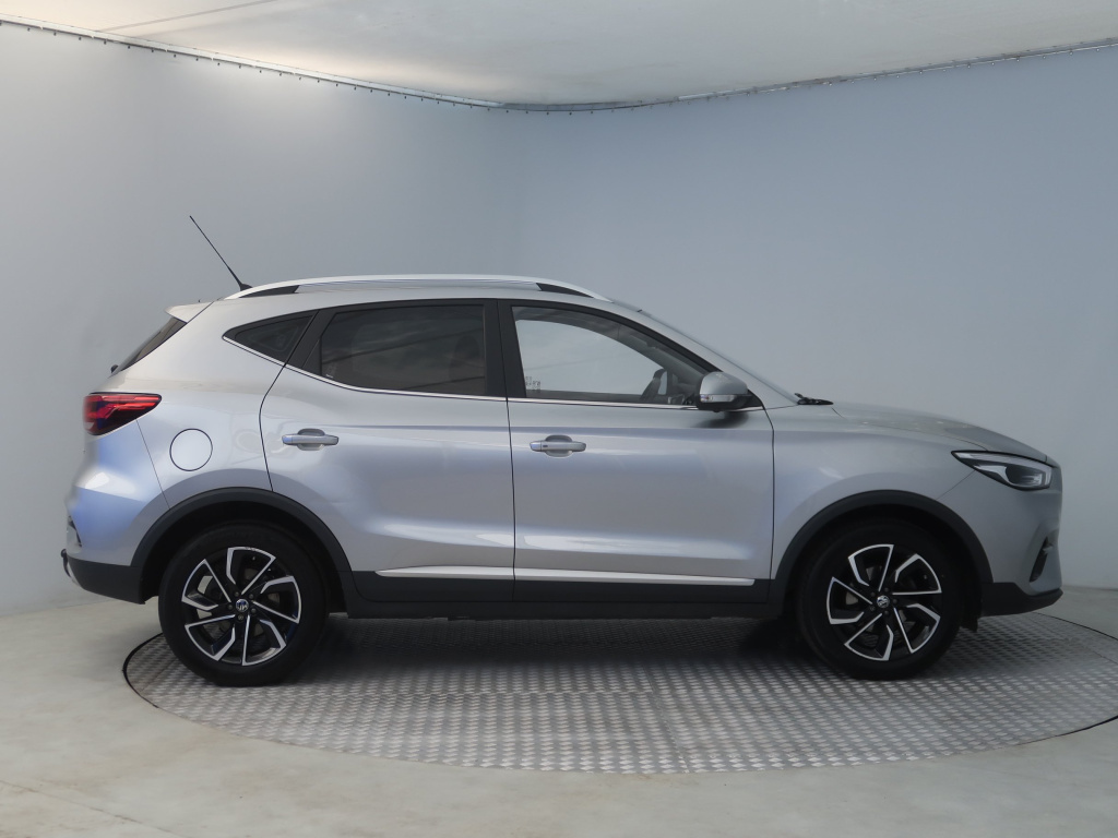 MG ZS SUV